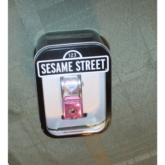 VINTAGE SESAME STREET COOKIE MONSTER WATCH-NIB-PINK - Picture 1 of 1
